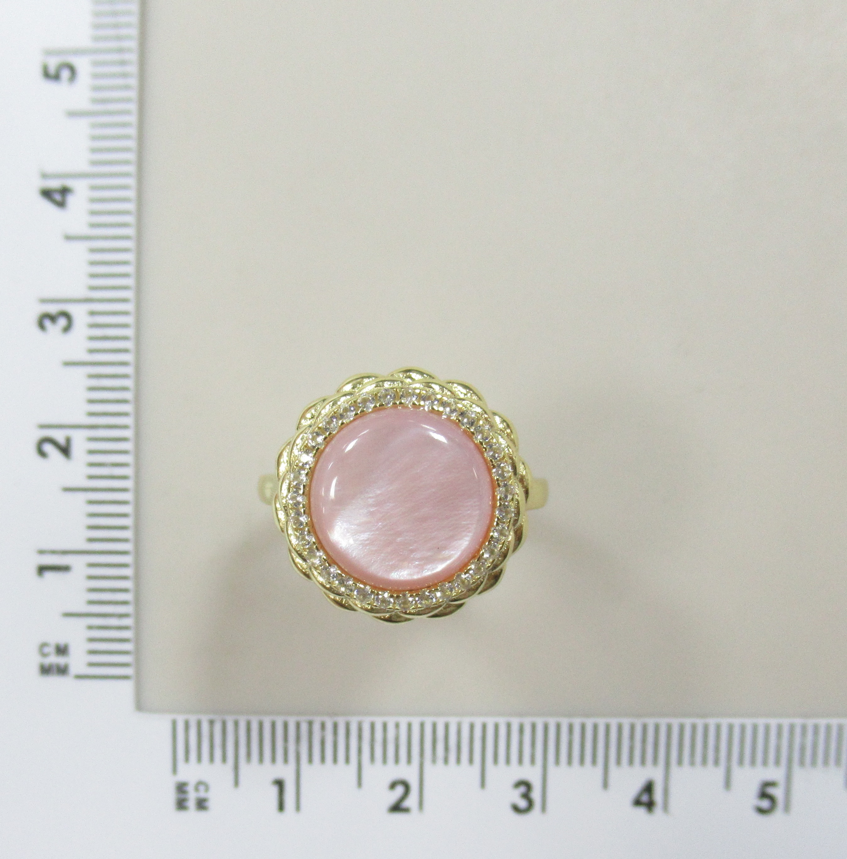 Серебряное кольцо с перламутром